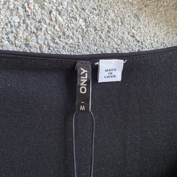 🆕 ONLY Scalloped Body Con Dress - Picture 3 of 10